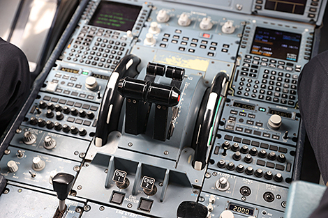 Belarus to resume training female pilots