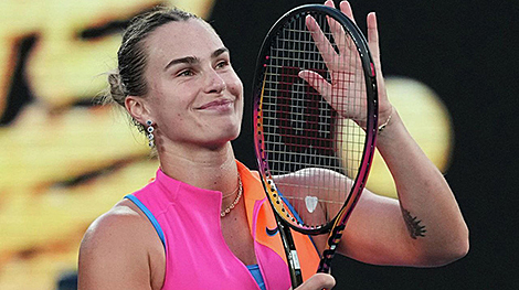 Sabalenka moves to 2026 Australian Open third round