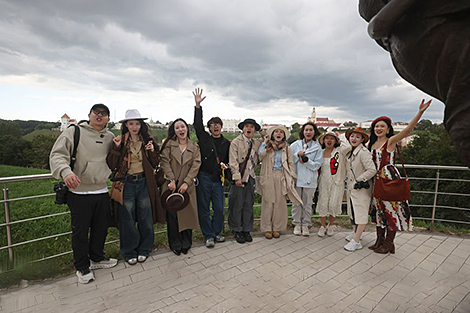 Beautiful, fascinating country with deep roots. Chinese bloggers continue exploring Belarus