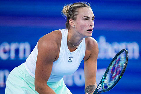 Sabalenka advances to Australian Open second round