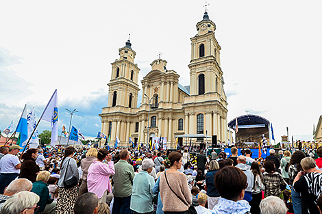 Budslav Fest draws pilgrims from across Belarus