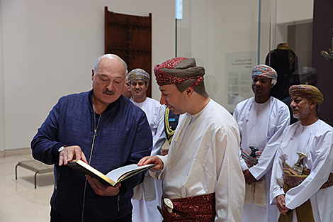 Lukashenko seeks advice of ‘most Belarusian Omani’ on history museum project