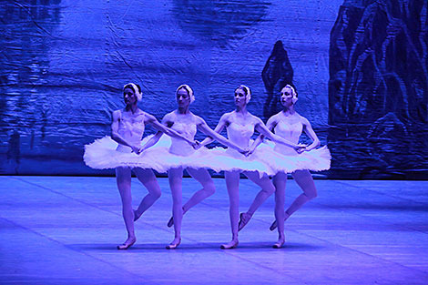 Belarus Bolshoi Theater to show its legendary productions online