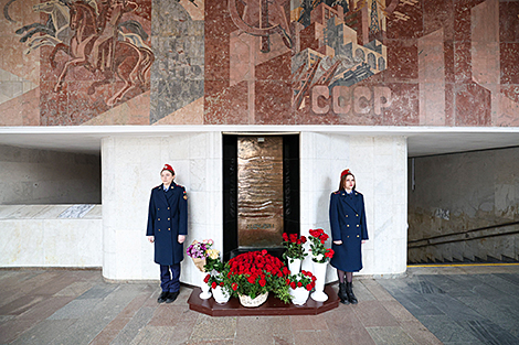 Minsk commemorates 2011 Oktyabrskaya metro tragedy victims