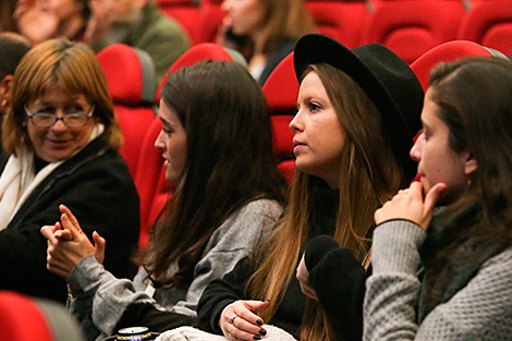 Theater attendance at 692,700 in Belarus in 2020