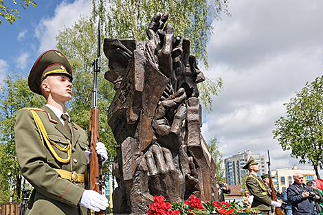 Tree of Life monument unveiled at former POW camp in Grodno