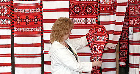Textile art of Belarus and Russia to go on display in Minsk