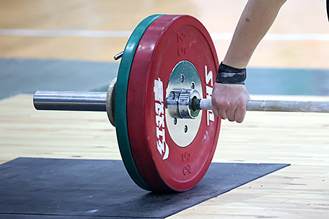 Belarus’ Daniil Zaiko clinches European weightlifting champion title