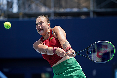 Sabalenka advances to Italian Open quarterfinal