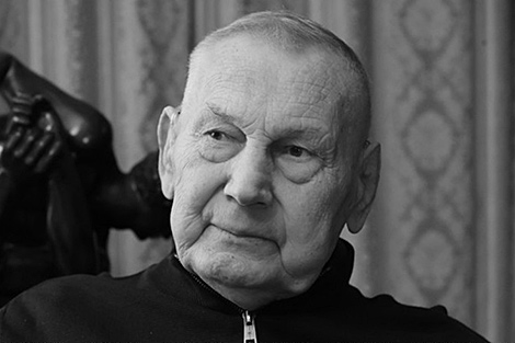 Wrestling legend Aleksandr Medved dies