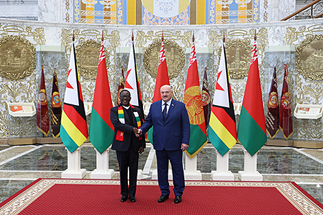 Lukashenko: Belarus values friendship with Zimbabwe