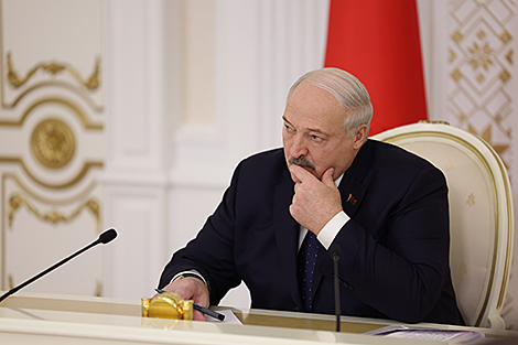 Lukashenko names principle of relations between government and business