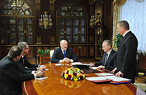 Belarus’ parliament urged to play more significant role in society