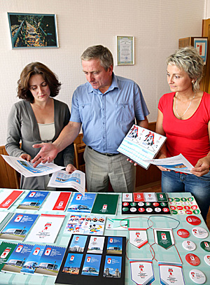 Belarus' Trade Ministry: 2014 IIHF WC logo goods see strong sales already