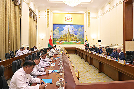 Lukashenko: Belarus is open to cooperation with Myanmar without regard to external players