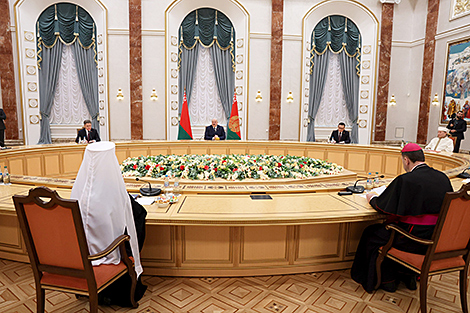 Lukashenko: Key values ​​of Belarusian society are enshrined in the Constitution