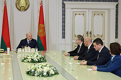 Lukashenko wants Belarus to get ahead in information war