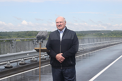 Lukashenko: Empty land plots in villages can be used by private farmers