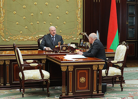 Lukashenko urges to get rid of unfounded inspections of businesses