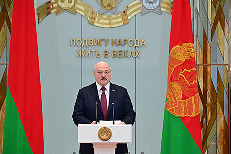 Lukashenko talks about psychosis of starting war in Europe