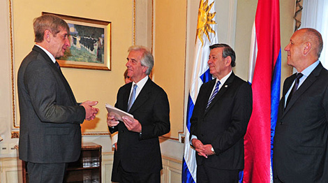 Belarus seeks closer ties with Uruguay