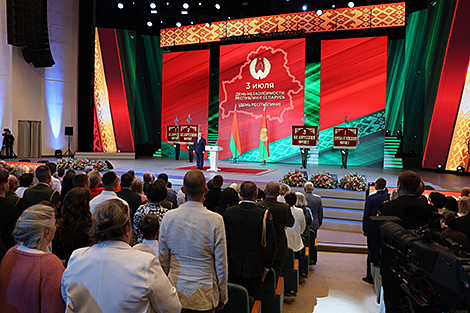 Lukashenko describes Minsk’s liberation as defining moment for Belarusian national identity