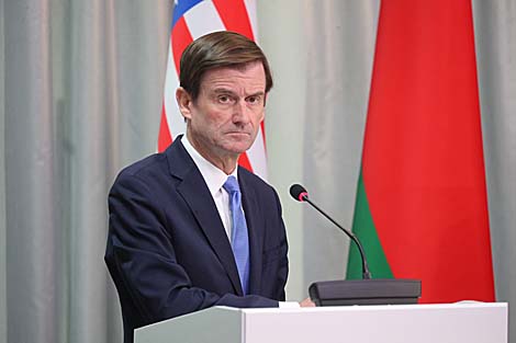 Hale: United States not asking Belarus to choose between East, West