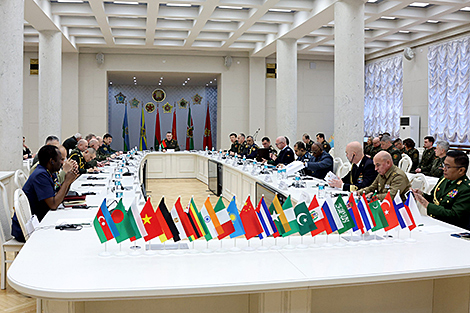 Belarus’ Defense Ministry sees no prerequisites for military, political de-escalation in the world