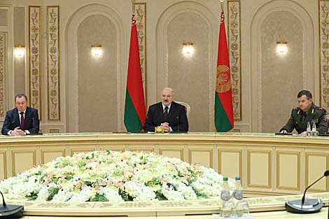 Lukashenko sees no need in foreign military bases in Belarus