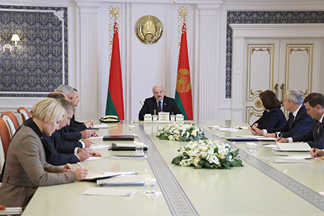 Lukashenko: Today it is especially important to be ahead of time