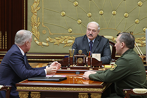 Lukashenko: Belarus is a peaceful country