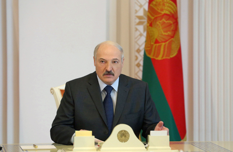Belarus president in favor of rooting out non-core functions from government machine