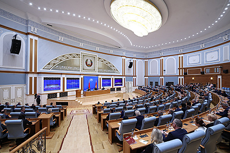 Lukashenko: Primary duty for banks is to serve the economy