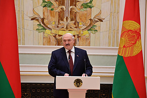 Lukashenko names spaceflight historic victory for sovereign Belarus