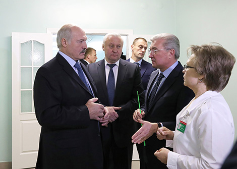 Lukashenko urges more focus on healthcare facilities in small towns