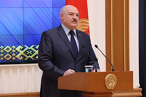 Lukashenko: Sanctions will put Belarus’ economy to the test, but we will hold out