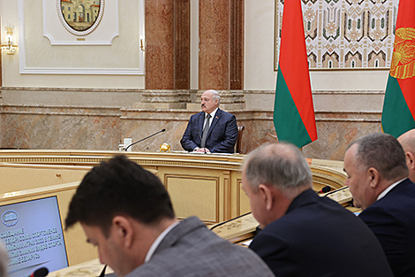 Lukashenko discusses return on sports funding
