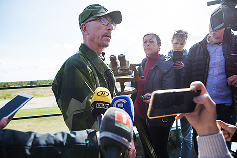 Swedish observer praises smooth organization of Zapad 2017 army exercise in Belarus