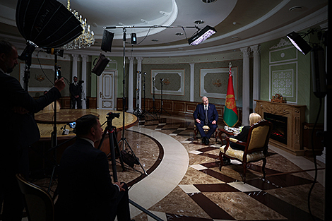 Lukashenko presents Coale with ‘pragmatic proposals’ relevant to U.S. interests