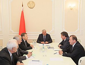 Myasnikovich promises new format for Belarus-Roscosmos cooperation plans