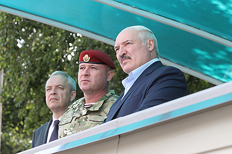 Lukashenko About Street Actions No One Is Allowed To Kick Policemen Latest Events In Belarus Opinions Interviews