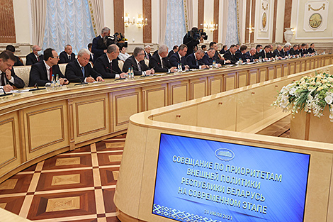 Lukashenko: ‘The world is at war’