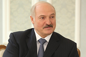 Belarus president speaks against excessive politics in sport