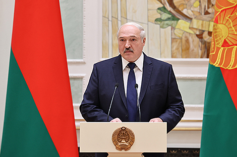 Lukashenko: Belarus will continue multi-vector foreign policy