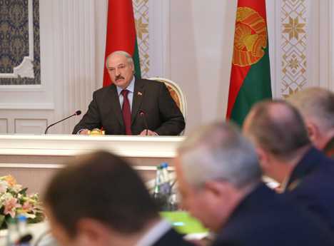 Lukashenko: Belarus has to develop while staying independent