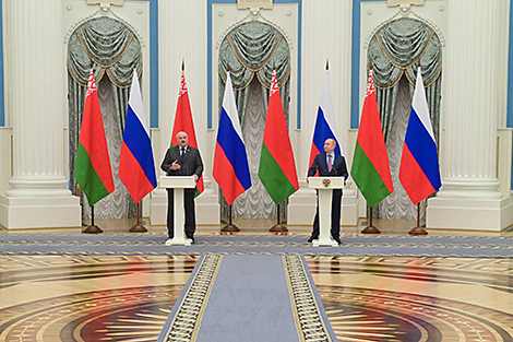 Lukashenko: Belarus and Russia do not want war