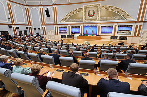 Lukashenko: Western sanctions aim to leave Belarusians without pensions, salaries