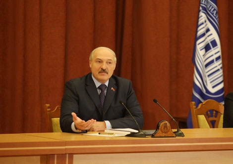 Lukashenko in favor of perfecting instead of reforming Belarusian science