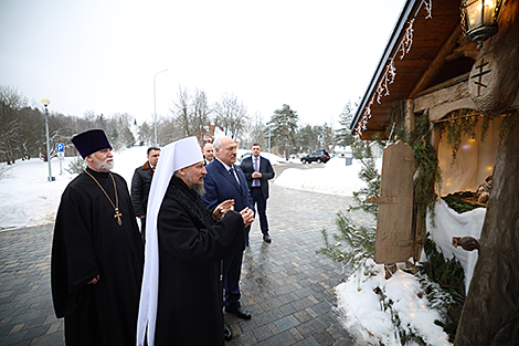 Lukashenko: Everyone should be free to find their way to faith