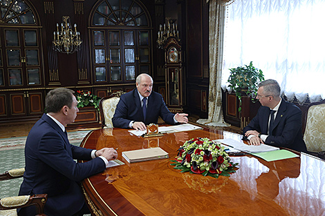 Lukashenko warns against out-of-control price rises